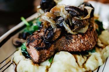 Richter Boerne dinner steak and mushroom