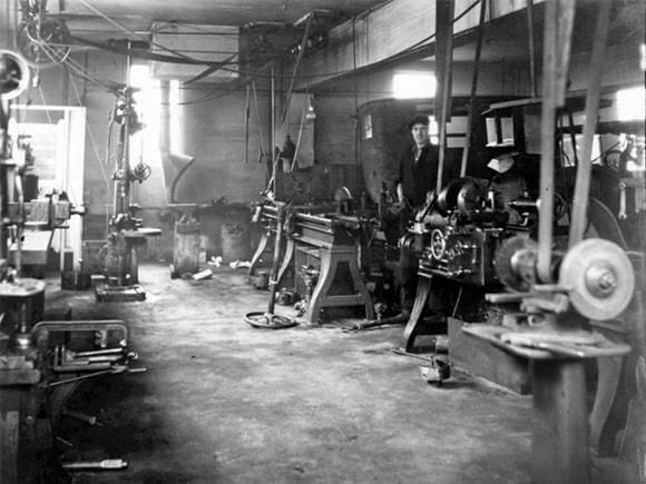 Richter's Garage past